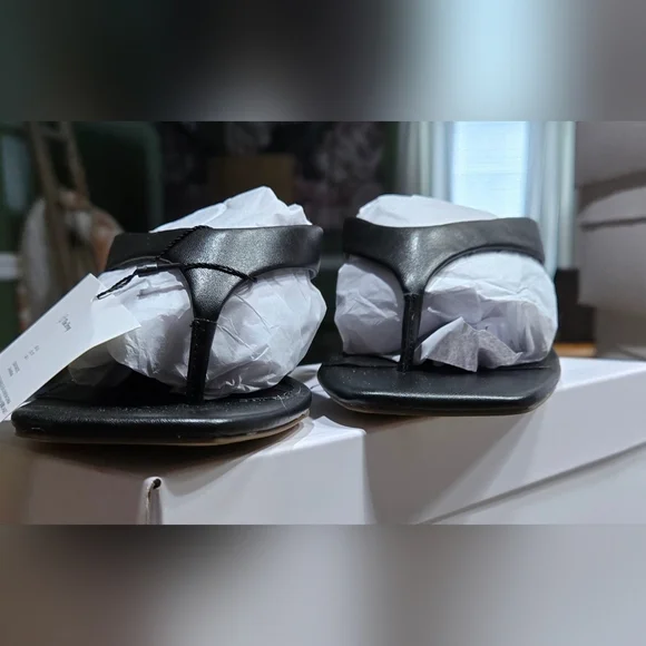 The Drop Women's Dakota Thong Scupted Heel Sandal #912, 913, 914 - Picture 5 of 14